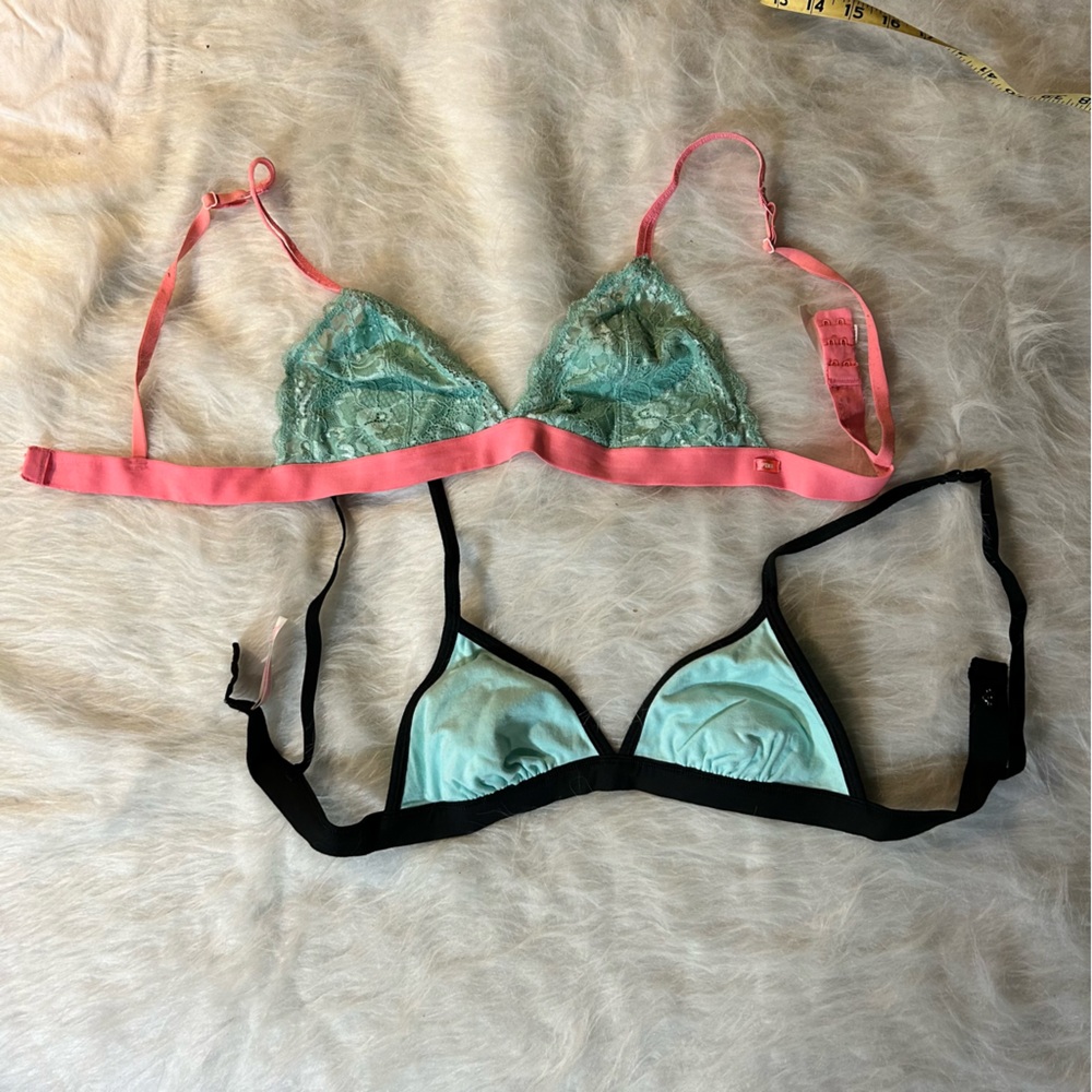 VS PINK- 2 bralettes